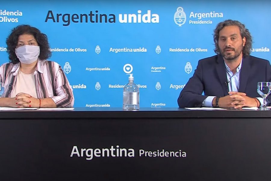 Carla Vizzotti y Santiago Cafiero dan anuncios.